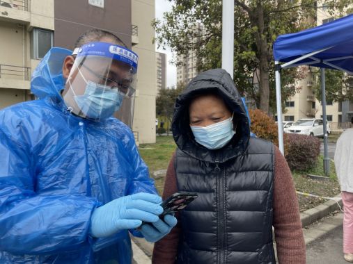 ���ߡ��޷���������ʱ�������������ͬ��